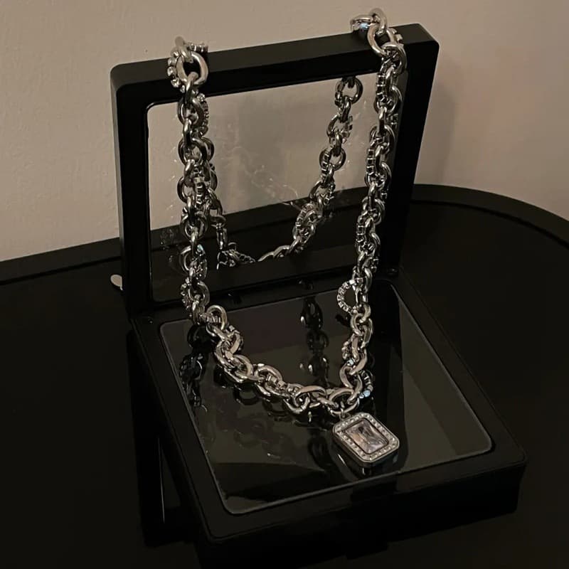 メンズアクセサリー 王者の証 ペンダントネックレス