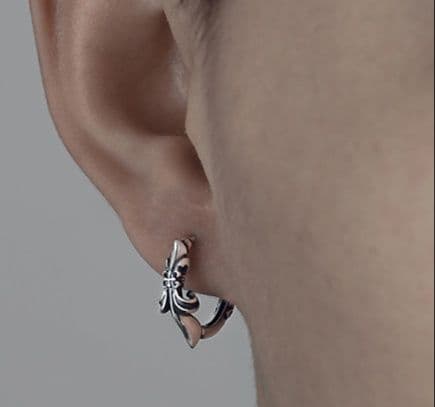 メンズアクセサリー ピアス 百合の紋章フープピアス