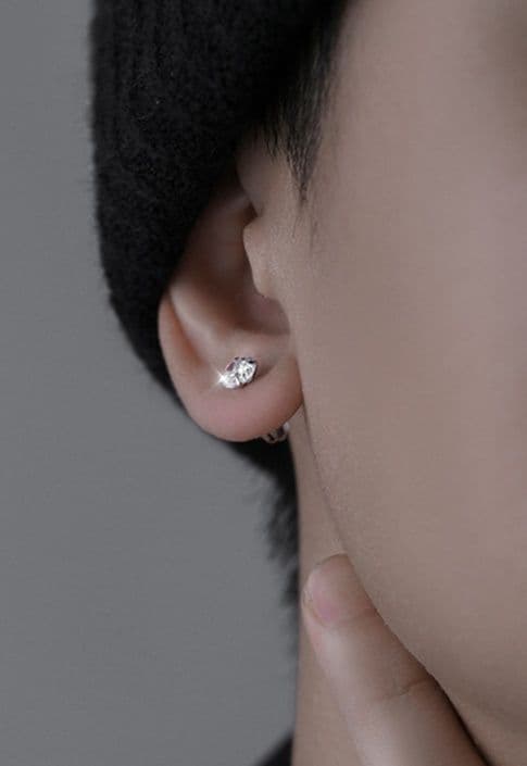 メンズアクセサリー ピアス 煌めき一粒石ピアス