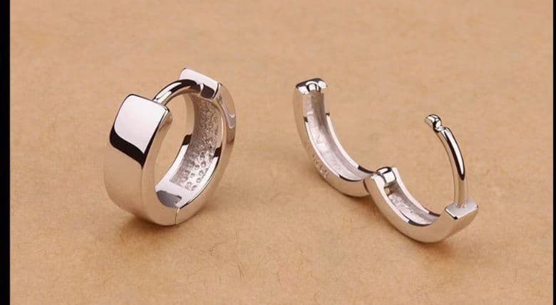 メンズアクセサリー ピアス 洗練平面デザイン純銀フープピアス 