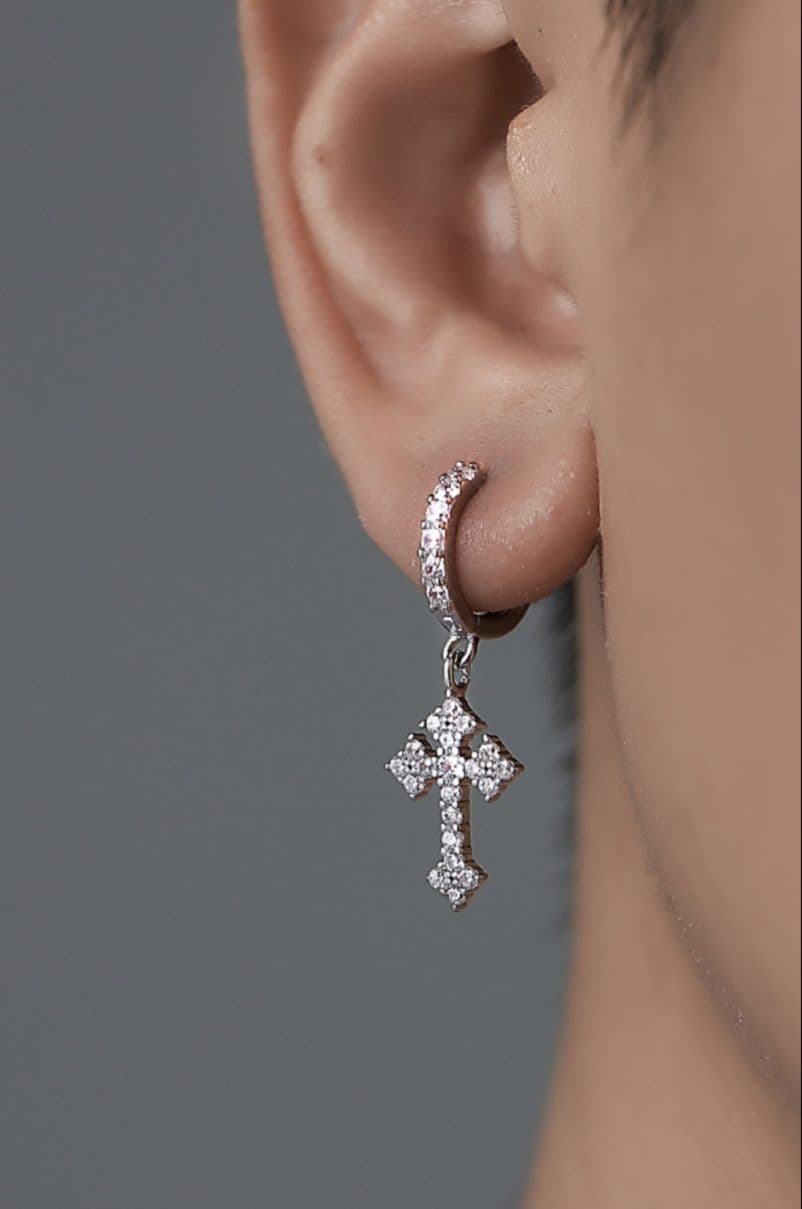 メンズアクセサリー ピアス 神秘十字架フープピアス