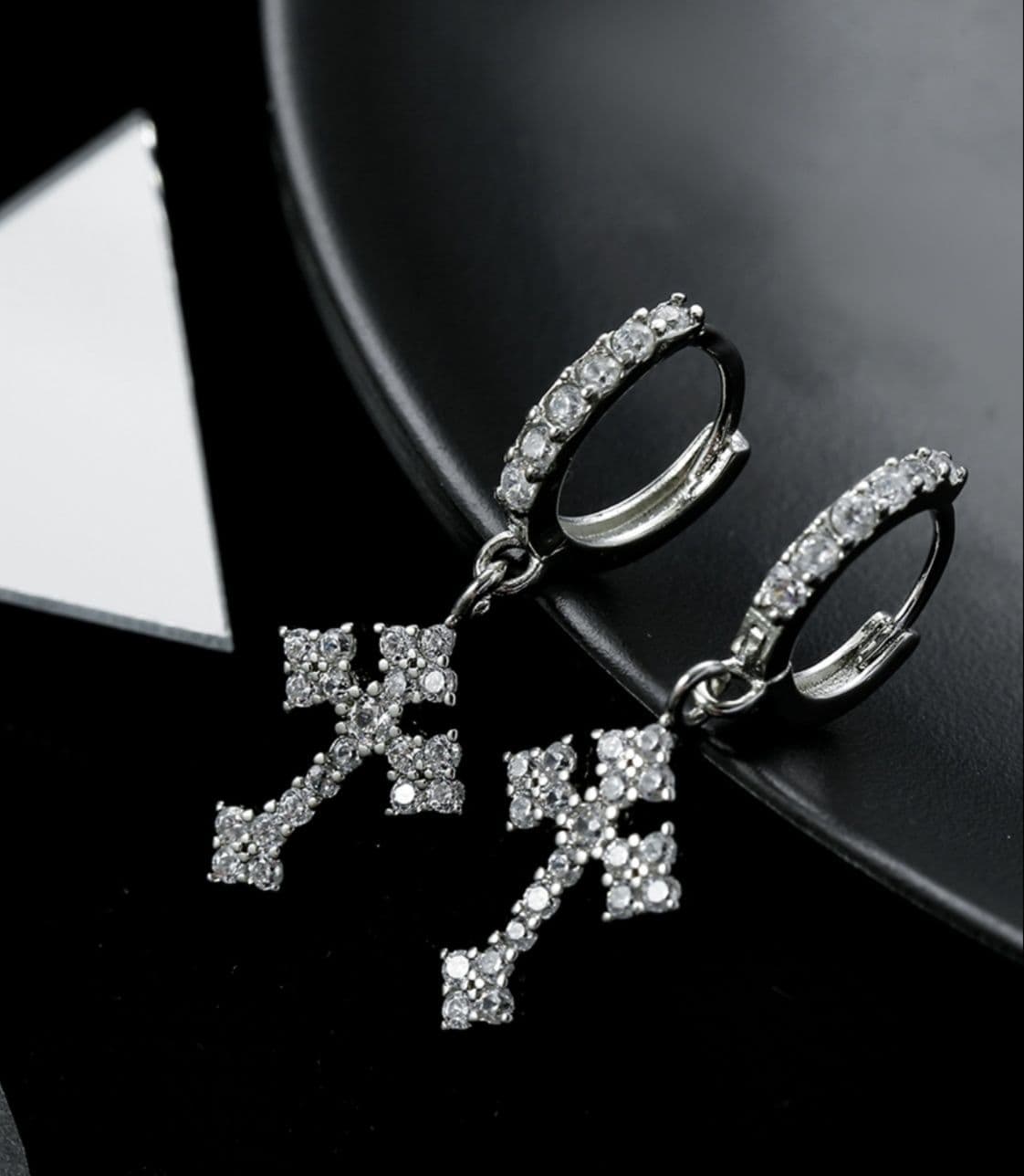 メンズアクセサリー ピアス 神秘十字架フープピアス