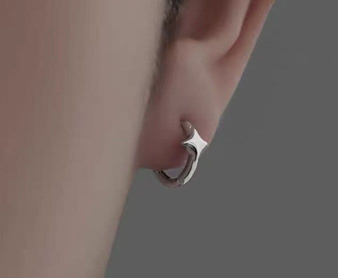 メンズアクセサリー ピアス 星形フープピアス