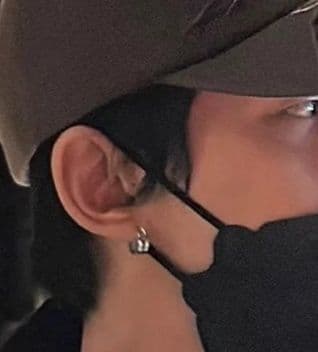 メンズアクセサリー ピアス 洗練交差フープピアス