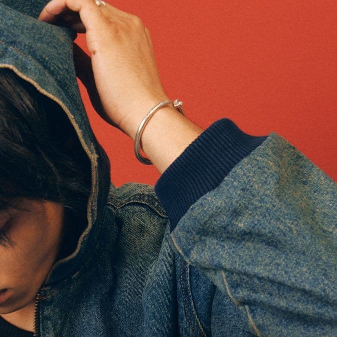 メンズアクセサリー バングル 洗練されたオープンバングル