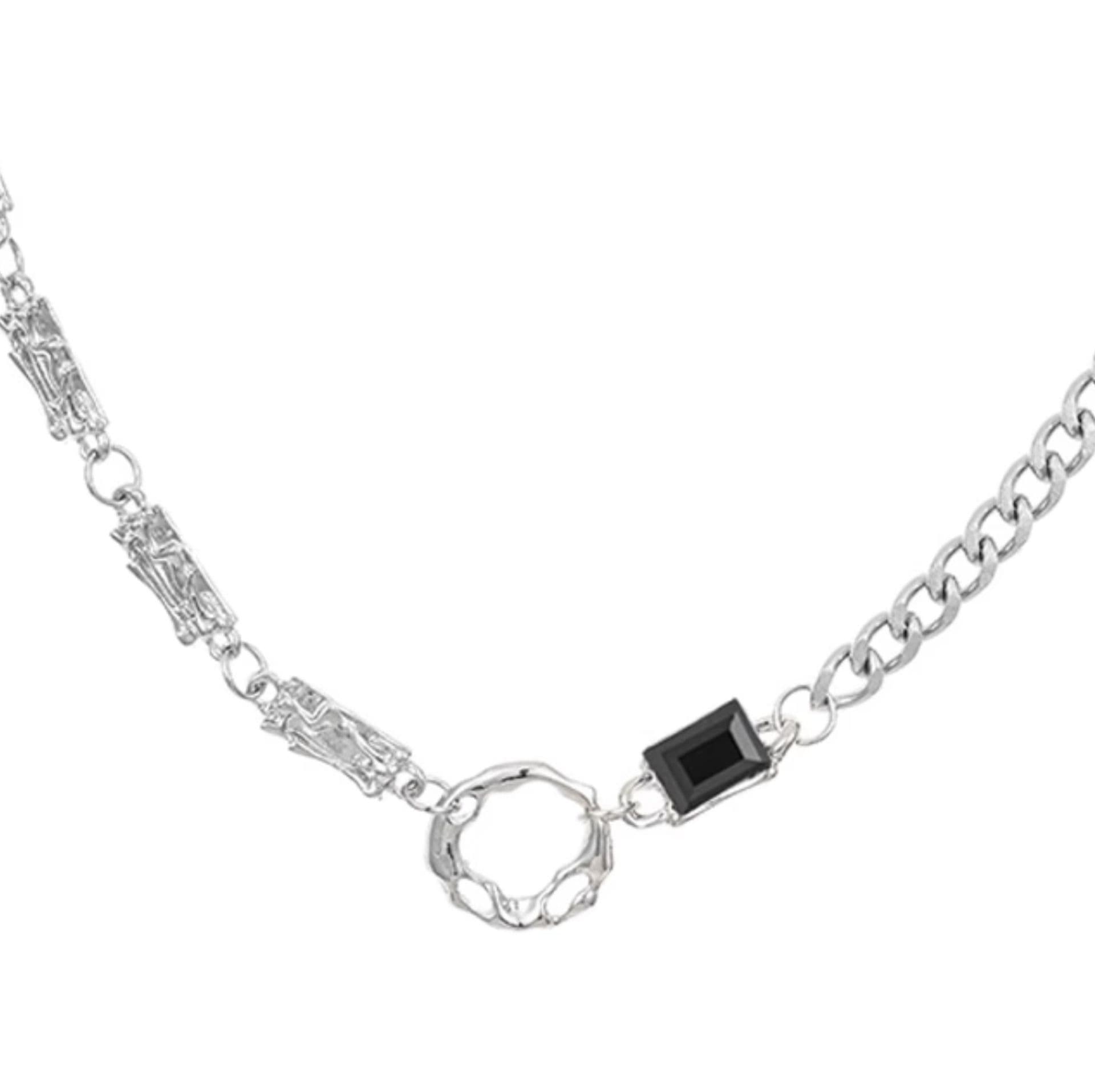 メンズアクセサリー 非対称鎖模様の洗練ネックレス