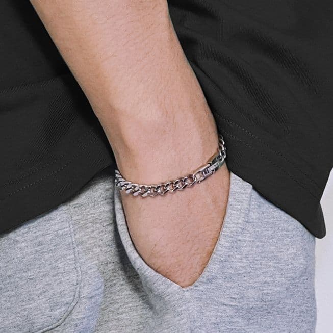 メンズアクセサリー 洗練された喜びの鎖