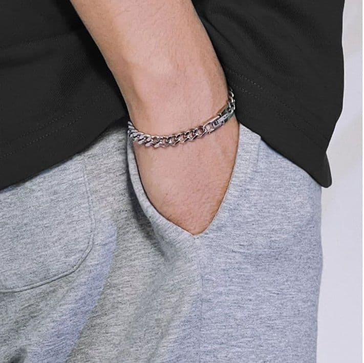 メンズアクセサリー 洗練された喜びの鎖