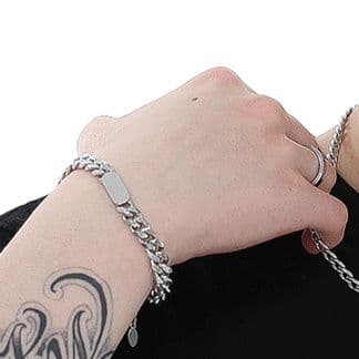 メンズアクセサリー 鎖模様の洗練プレートブレスレット