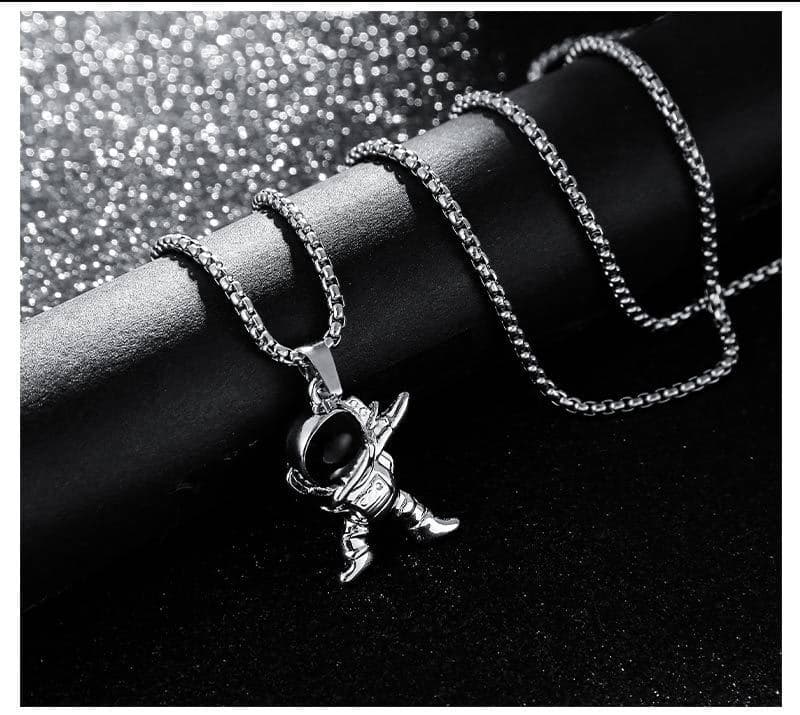 メンズアクセサリー 鎖模様の格子ネックレス