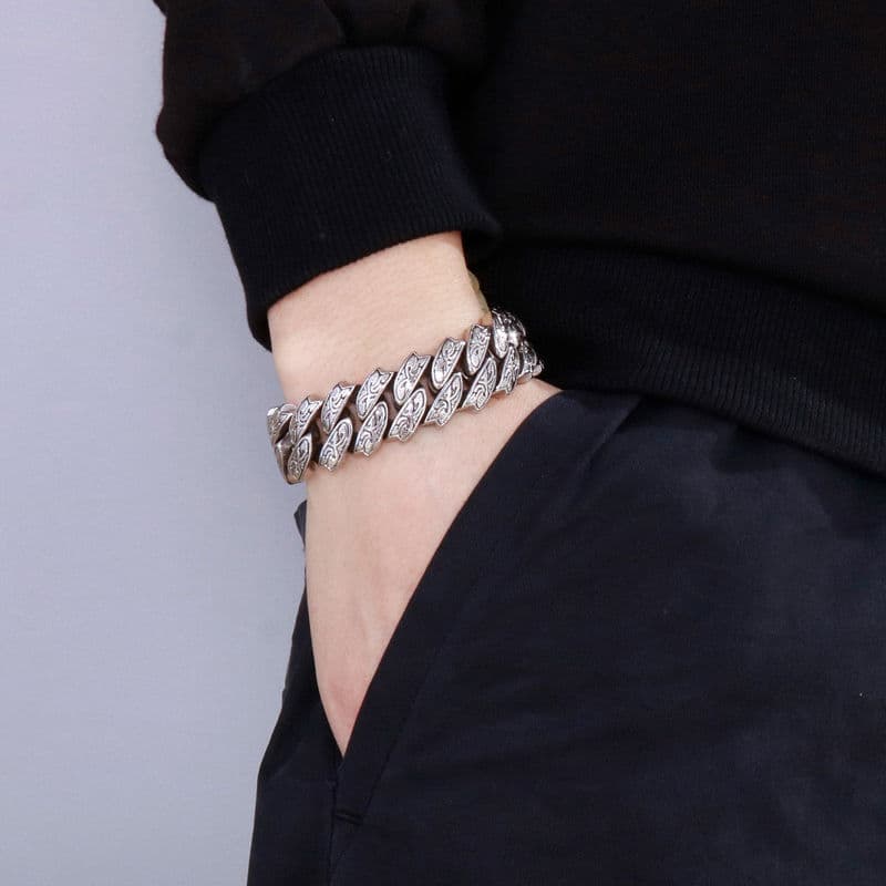 メンズアクセサリー ブレスレット 古典模様のブレスレット