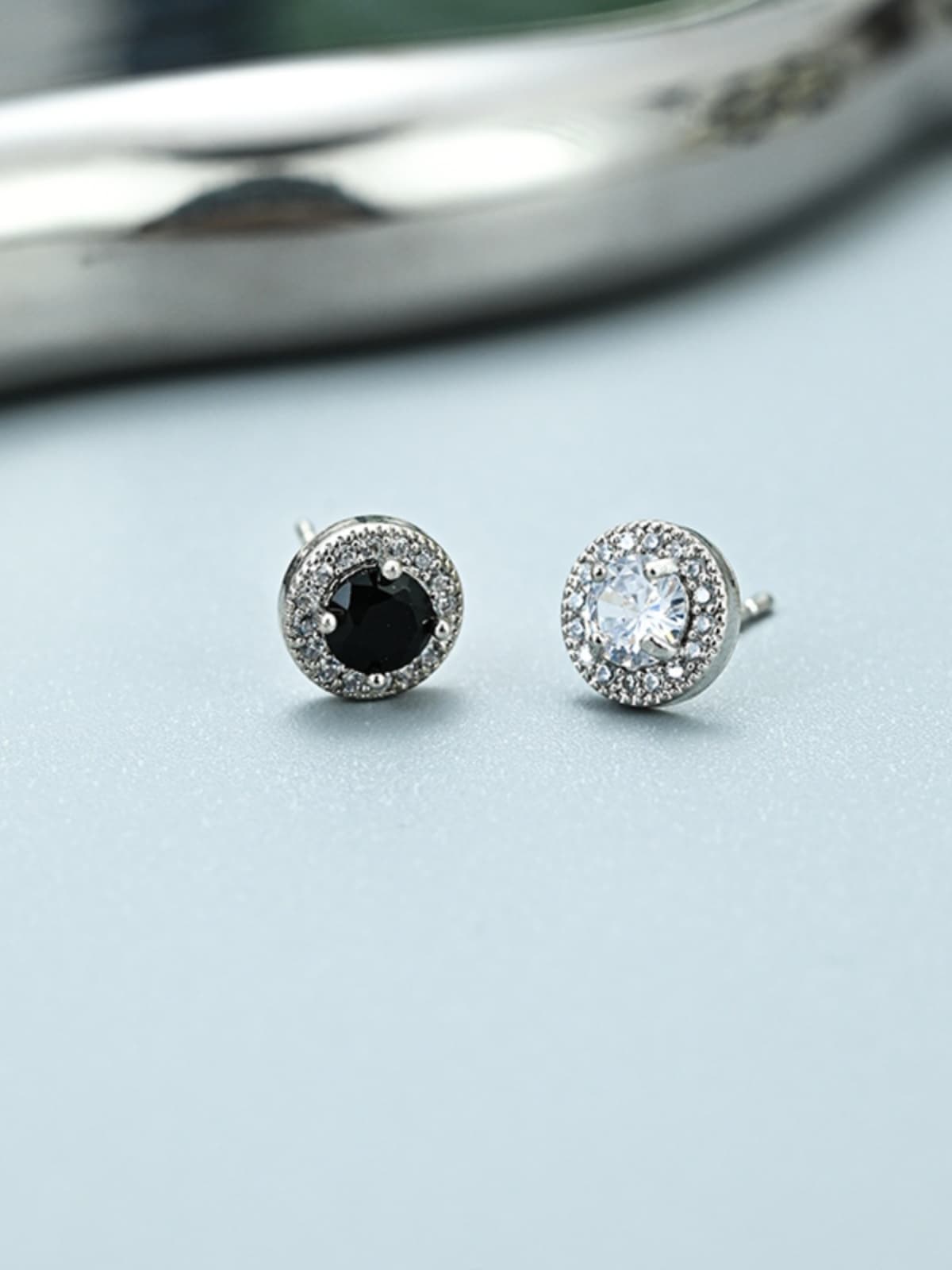 メンズアクセサリー ピアス 煌めき丸輪留めピアス