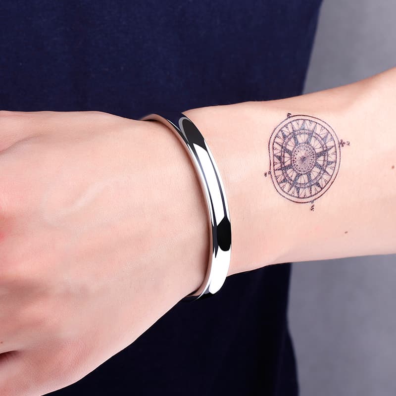 メンズアクセサリー バングル 鏡面仕上げ極細バングル