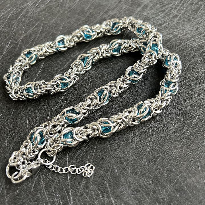 メンズアクセサリー メンズアクセサリー 螺旋編み込み石入りチェーンネックレス