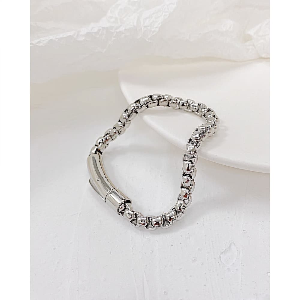 メンズアクセサリー 鎖編み輝きブレスレット
