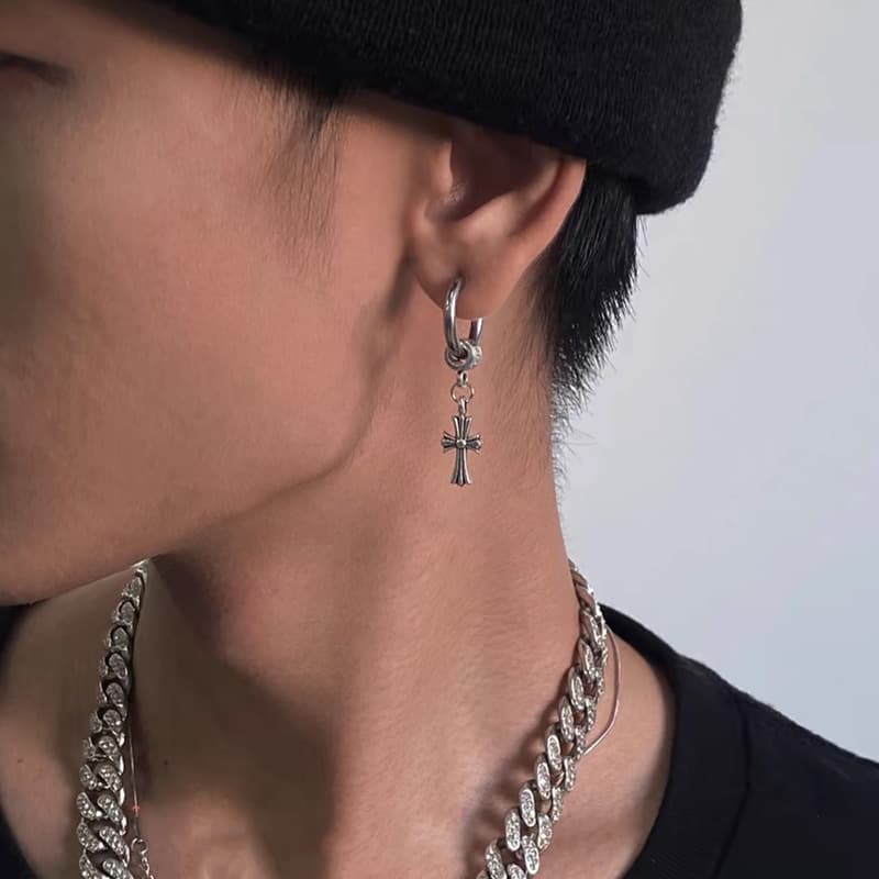 メンズアクセサリー ピアス 神秘の十字架フープピアス