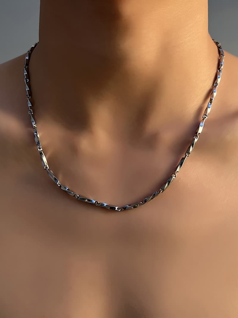 メンズアクセサリー ねじれ長方形チェーンネックレス