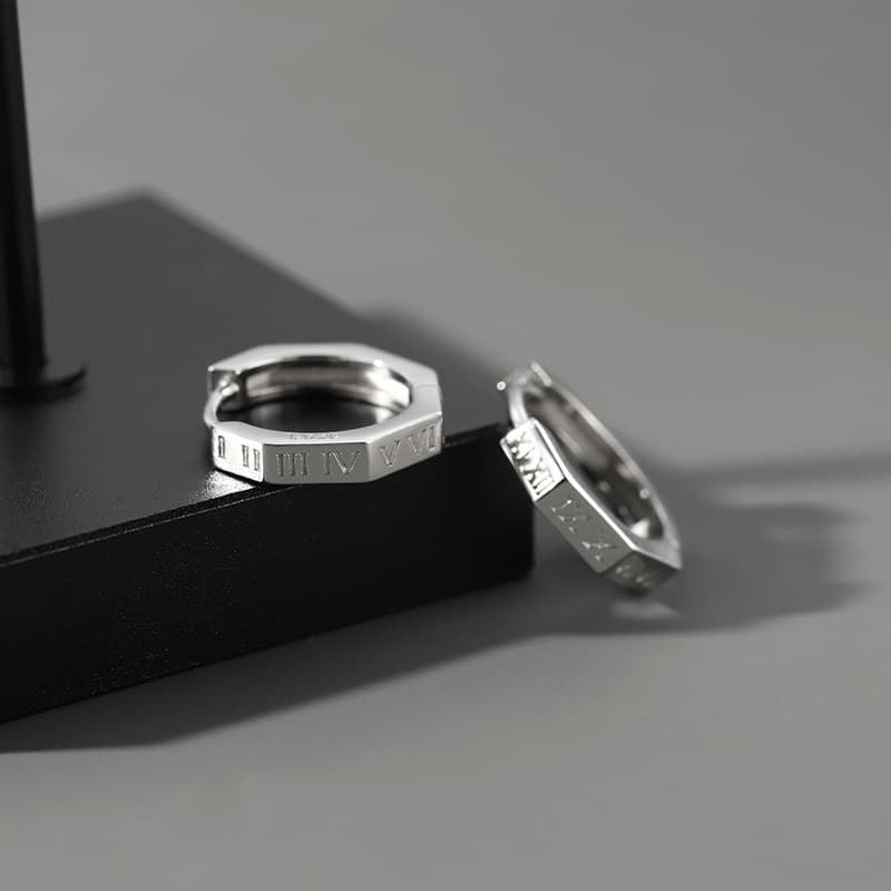 メンズアクセサリー ピアス ローマ数字フープピアス