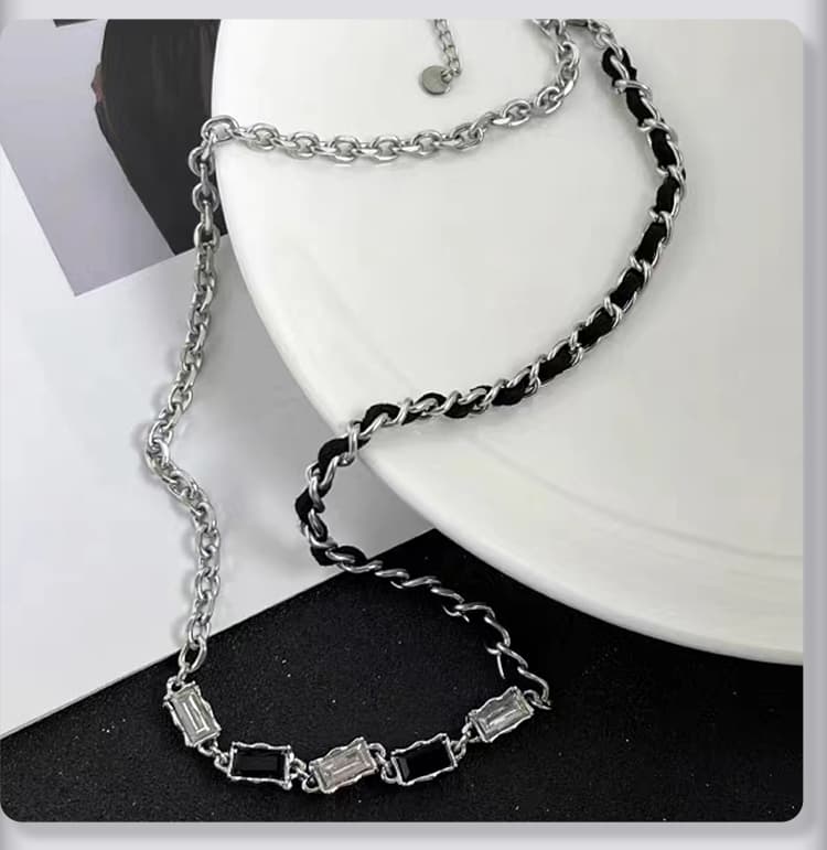 メンズアクセサリー ネックレス 細身チェーン洗練デザインネックレス