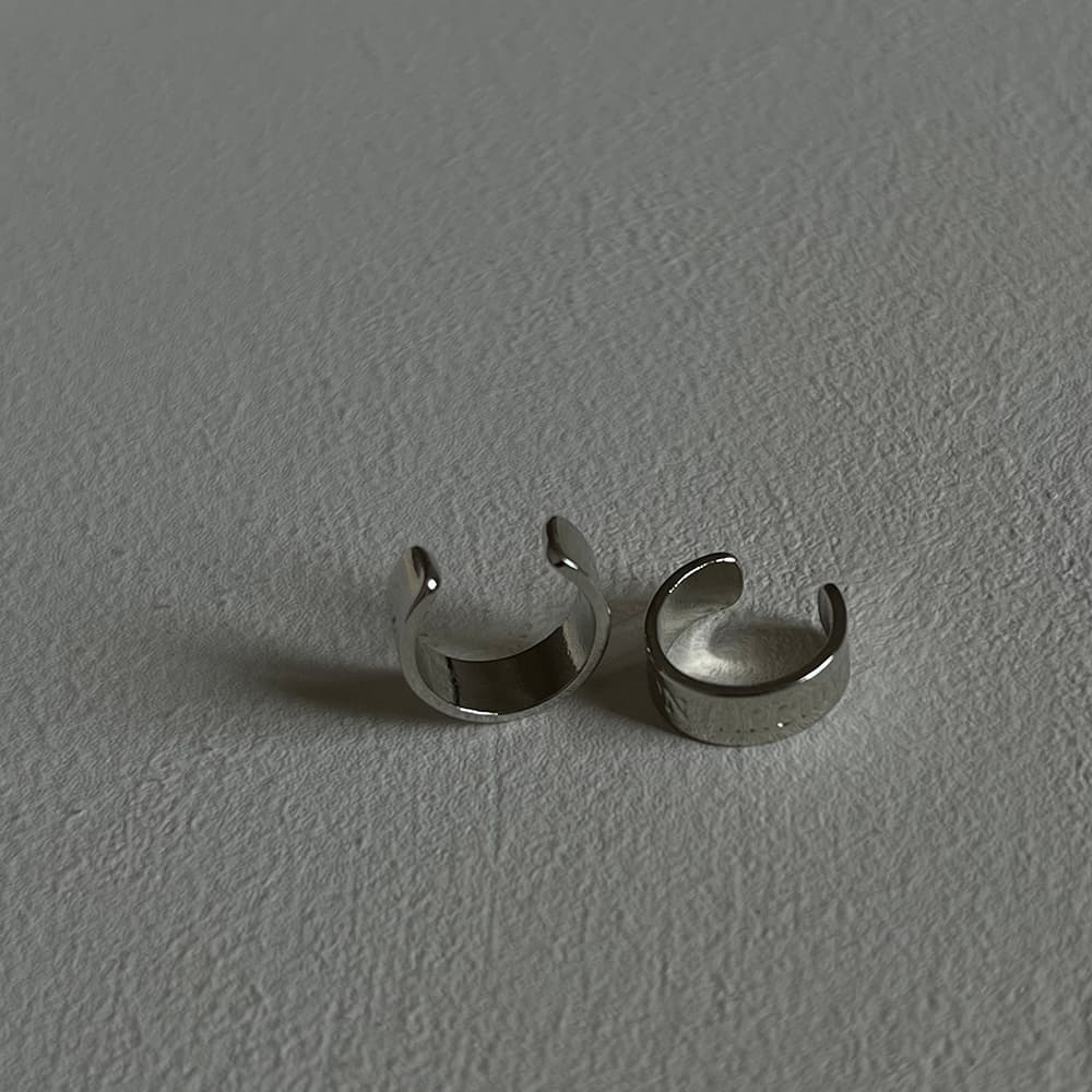 メンズアクセサリー イヤーカフ 刻印入り二連耳掛けリング
