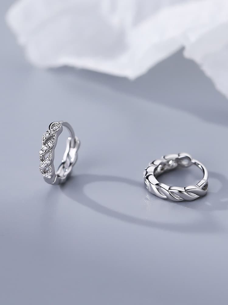 メンズアクセサリー 編み込み輝石フープピアス