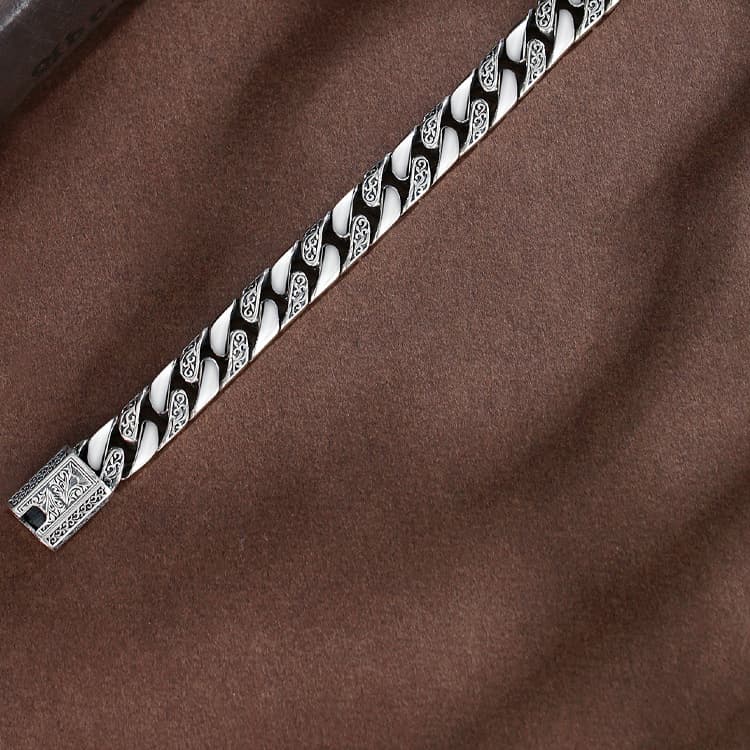 メンズアクセサリー ブレスレット 重厚感ある職人技ブレスレット