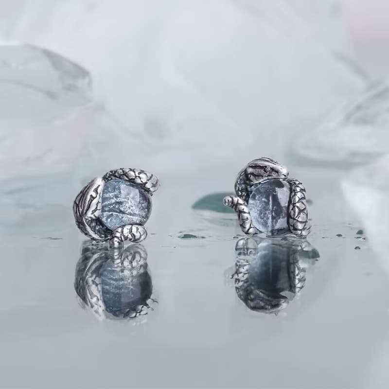 メンズアクセサリー 蛇神の抱擁 天然石ピアス