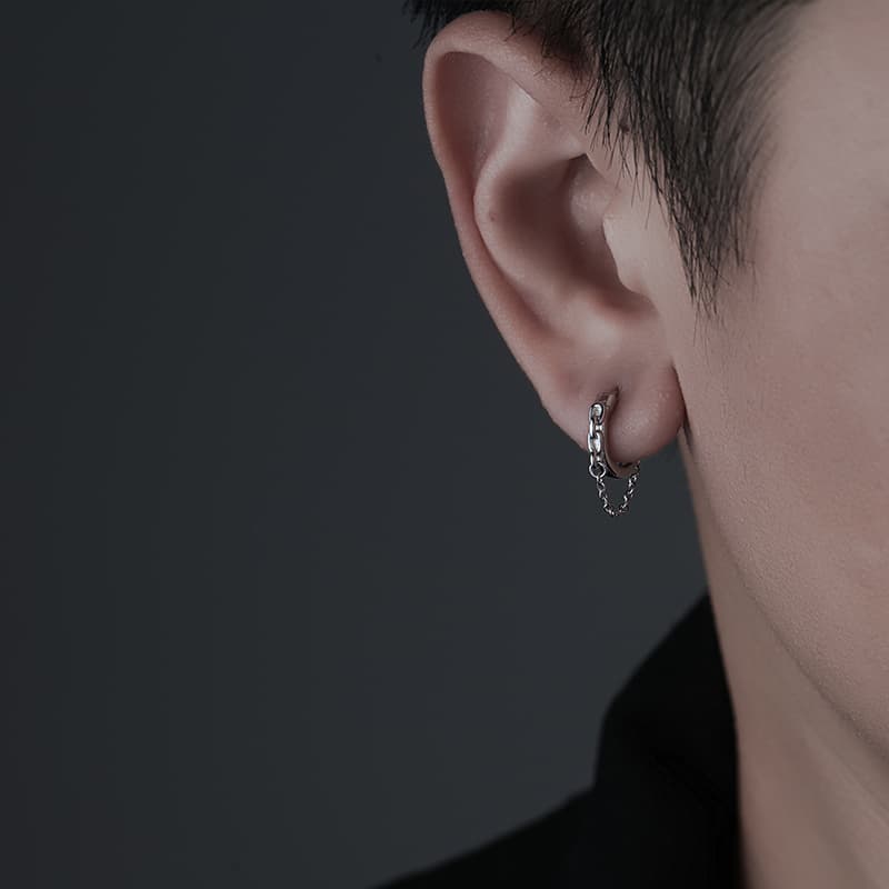 メンズアクセサリー 鎖付き輪環ピアス