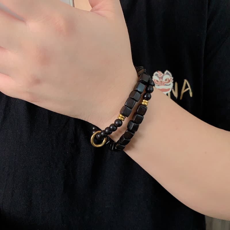 メンズアクセサリー ブレスレット 重厚感漂う２連ビーズブレスレット