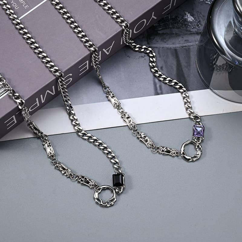 メンズアクセサリー 非対称鎖模様の洗練ネックレス