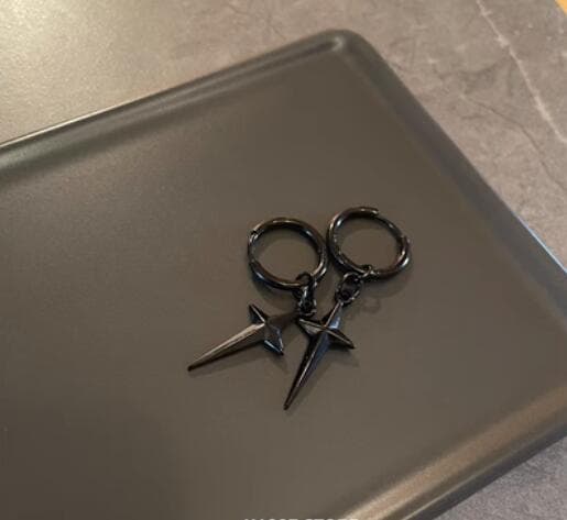 メンズアクセサリー 星型チャーム付きメンズピアス クールなフープタイプ