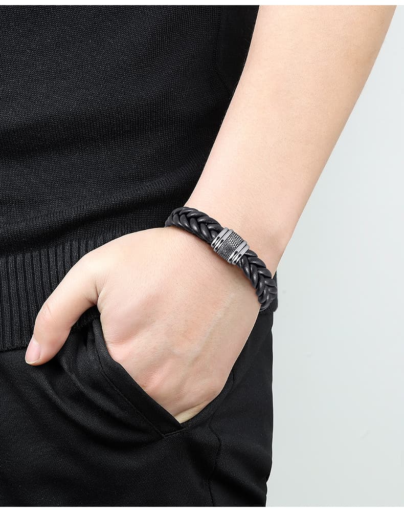 メンズアクセサリー 匠の技 編み込み革紐ブレスレット