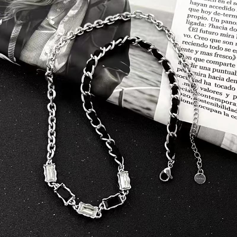 メンズアクセサリー ネックレス 細身チェーン洗練デザインネックレス