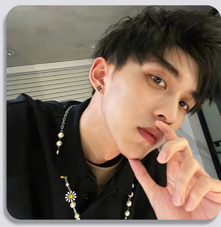 メンズアクセサリー 男性用輝く結晶片耳ピアス