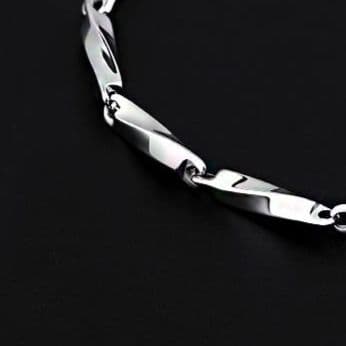 メンズアクセサリー 男性用ツイスト編み込みブレスレット 上品な金属製腕輪