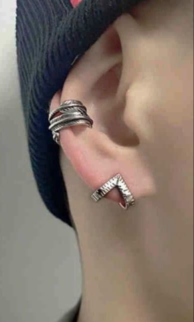 メンズアクセサリー イヤーカフ 羽根の囁きイヤーカフ
