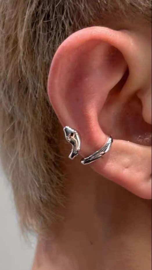 メンズアクセサリー イヤーカフ 耳元のこだわり流線型デザインイヤーカフ